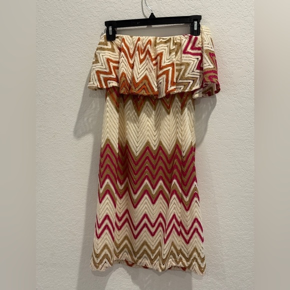 Judith March Cream and Pink Chevron Dress - Picture 2 of 4